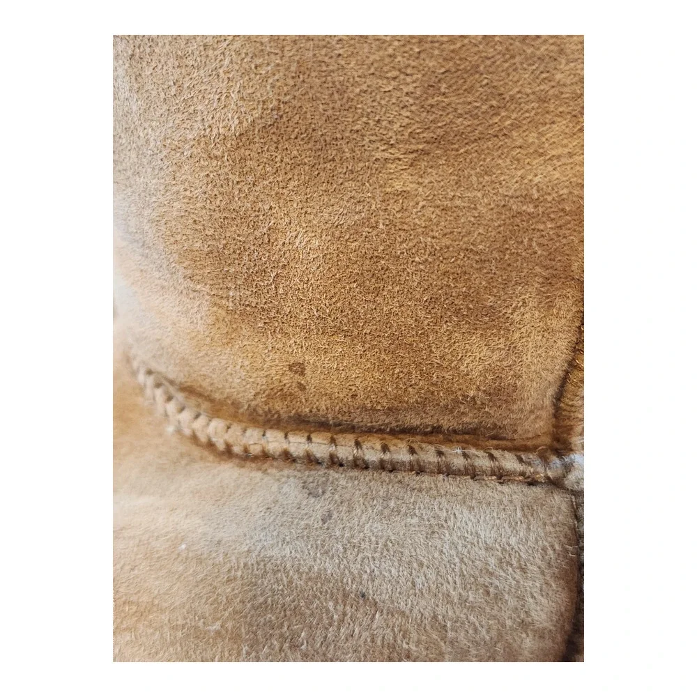 Ugg kids girls short boots‎ sz 5 brown sheepskin and leather